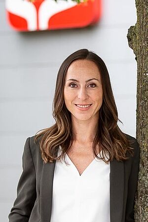 Porträt von Kathrin Donhauser.