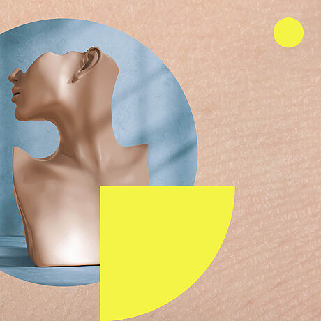 Abstrakte Darstellung eines skulpturalen menschlichen Oberkörpers ohne Arme. Die Figur steht vor einem blauen Hintergrund innerhalb eines Kreises, kombiniert mit geometrischen Formen in Gelb und einer hautfarbenen Textur.