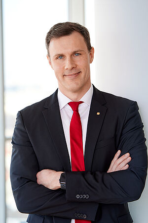 Portraifoto von Gernot Böhm.