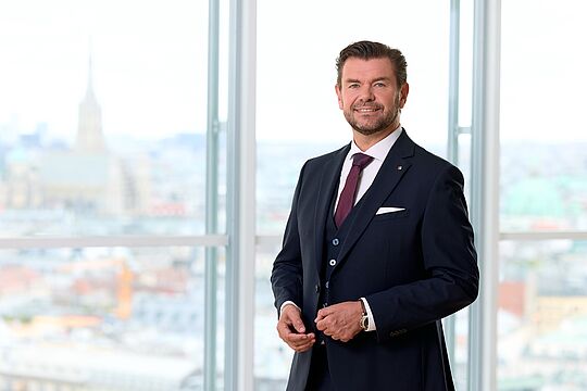 Klaus Riener