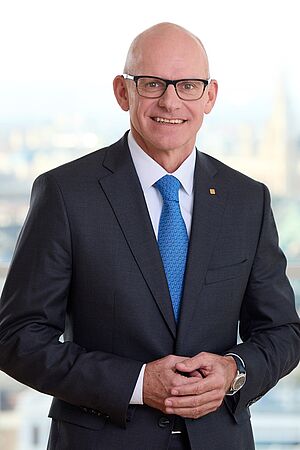 Portrait von Ralph Müller.